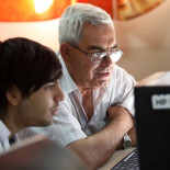 Los abuelos que no quieren morir obsoletos