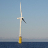 El primer aerogenerador flotante en mar abierto empieza a girar