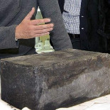 Cuatro tomos del Quijote de 1819 y otros textos, en la cápsula del tiempo