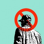 Expulsan de una discoteca de Gijón a un joven en tratamiento de quimioterapia por su negativa a quitarse la gorra