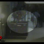 Cierran el aeropuerto de New Jersey durante horas por un beso de despedida [ENG]