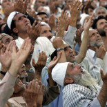 La policía religiosa arresta a "docenas" de hombres en Somalia por afeitarse la barba