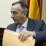 Economía pide a las comunidades que gasten menos en educación y sanidad