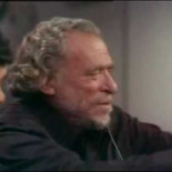 El mítico video de Bukowski borracho en televisión