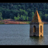 Pueblos que yacen bajo las aguas