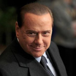 Berlusconi dice que los inmigrantes no son bienvenidos, pero las mujeres bellas pueden quedarse