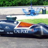 Revelan automóvil que recorre 4429 Km con un galón de gasolina (3.7 litros).