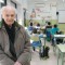 Un maestro de 93 años sigue al pie del cañón en clase