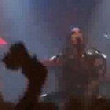 2 años de carcel por romper una biblia en público