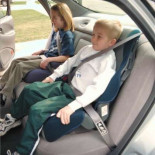 La muerte de un niño que viaje sin cinturón podrá ser considerada un homicidio