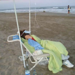 La ‘chica burbuja’ de Valencia se queda sin ayudas y su estado empeora día a día