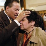 A los creyentes se les "apaga" el cerebro cuando escuchan oraciones [ING]