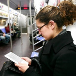 Google comenzará a vender libros electrónicos en verano, según 'Wall Street Journal' (ING)