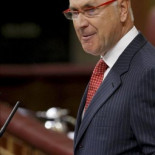 CiU dice que los diputados deberían bajarse sus salarios por coherencia