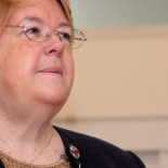 Una monja, excomulgada por permitir un aborto