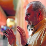 Julio Anguita: "Cuando me confieso comunista no tengo ningún complejo de inferioridad"