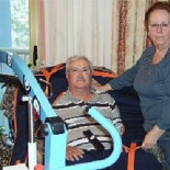 Un enfermo gasta 1.600 euros en taxis al no disponer de una ambulancia que le lleve al hospital clinico de Valencia