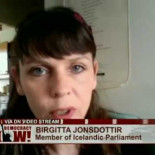 Islandia protege a Julian Assange (WikiLeaks) y prepara el terreno para el nuevo video (ENG)