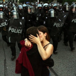 Beso protesta