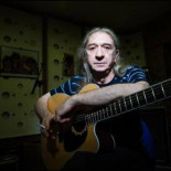 Rosendo: "Al currante se le sigue teniendo sumiso y mal pagado"