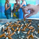 Barcelona ha impuesto este año 212 multas por tirar cigarros al suelo
