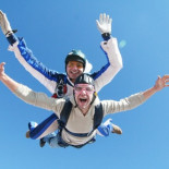 El paracaidista fotógrafo que se tiró sin paracaídas