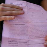 Un sudafricano lleva cuatro años intentado demostrar que está vivo