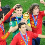 Casillas gana el Guante de Oro