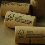 ¿Tapón de corcho, plástico o rosca? Cada vez se incrementa más  la opción con mayor impacto ambiental