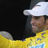 Hinault: "Que Schleck aprenda a usar el cambio"