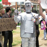 Friquis contra integristas religiosos