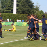 La Roja sub-19  vence 3-0 a Italia y se clasifica para semifinales