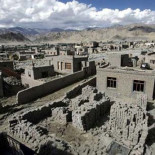 El embajador de España en la India critica que sigan llegando grupos de españoles