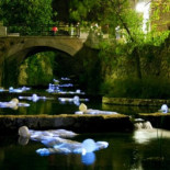 Un ejército de seres de luz invaden Molinicos en Albacete