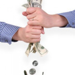 España recaudaría hasta 1.905 millones con nuevo un impuesto bancario y 4.566 con una tasa a las transacciones en bolsa