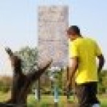 El Negro de Banyoles yace bajo el banderín de un córner