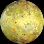 Io en su color real