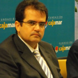 Niña muere al caerle 60 kilos de hierro de un aparato de gimnasia biosaludable al que le habian retirado los tornillos