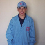 Niño de 8 años se pierde en el Carrefour y es criado entre manada de reponedores [Humor]