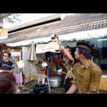Así te sirven un té helado en Bangkok
