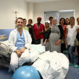 "Hola, me llamo Aníbal Grande, tengo 33 años, y soy su matrona"