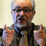 Anguita llama a romper "toda relación económica con Marruecos"