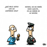 "¿Qué hace usted con un uniforme nazi?" [HUMOR]