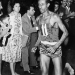Abebe Bikila, el corredor descalzo