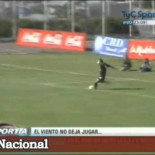 Posiblemente el saque de puerta más extraño del mundo