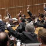 El Gobierno diseña una nueva normativa antidescargas para pactar con el PP en el Senado