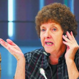 Una experta defiende un permiso parental obligado para hombres