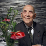 Destino publicará '¡Indignaos!' en España