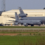 España ofrece seis cazas F-18, una fragata F-100 y el uso de las bases de Morón y Rota