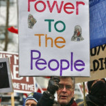 Islandia enjaula a sus banqueros